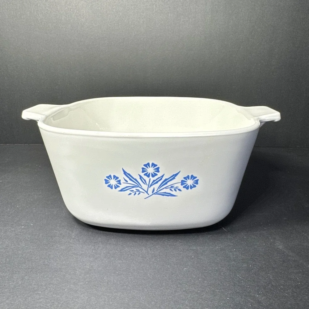 Corning Ware Cornflower Blue 1.75 Qt‎ Casserole Dish P-1 3/4-B Vintage Pyroceram
